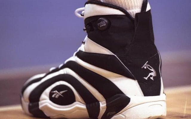 NBA史上最もシューズサイズの大きいプレーヤーランキング…現役トップはあの選手