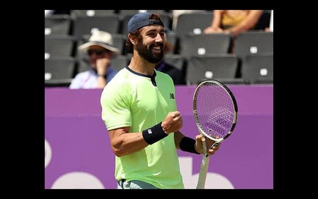  ルーネとフリッツ撃破し4強へ 