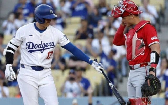 大谷翔平、“旧友”への礼儀を忘れず 本塁打前の行動に米メディアが感嘆「オオタニは最も尊敬されるスーパースターだ」