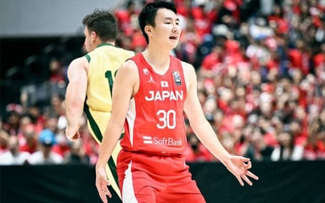 後半で競り負けた男子日本代表、オーストラリアとの2連戦は黒星スタート…富永はチーム最多18得点