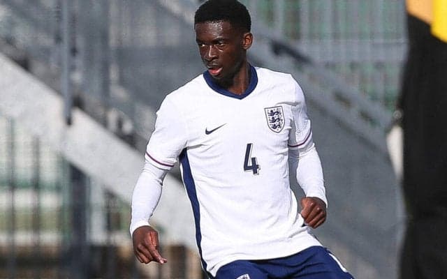 エバートンがU-20イングランド代表MFイローグブナムをアストン・ビラから完全移籍で獲得！