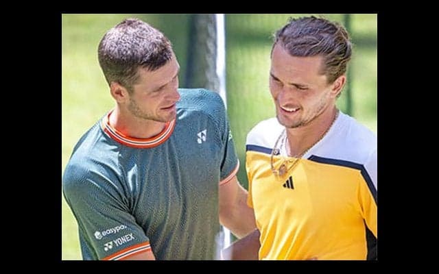 ズベレフ下し決勝へ 世界7位に浮上