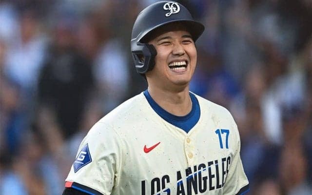 大谷翔平と笑顔で並ぶ長身美女は「誰？」　ファン注目の18歳が「ビューティフル」