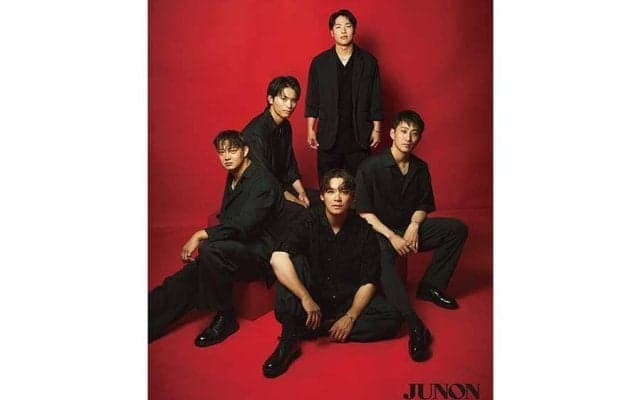 ロッテ5選手がイケメンモデルに？　黒一色のコーデが大反響…“仕掛け人”が明かす舞台裏