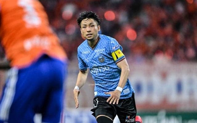 【J1川崎が新潟戦で見せた闘志の裏側(1)】直前に選手変更を余儀なくされるも、アクシデントを乗り越えられたワケ……鬼木監督が小林悠に託した試合前の言葉がチームに火をつける