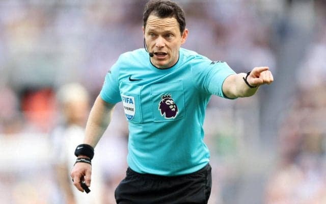 「ファインプレーすぎ」「見てるところが違う」プレミアからやってきた主審がJリーグで神ジャッジ！ 完全なファウルも、アドバンテージで決勝ゴールに「日本人にもこういう主審増えてほしい」