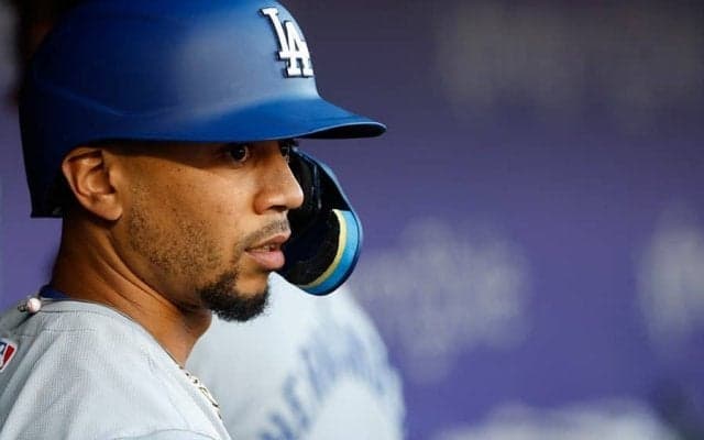 長身美女の横で…ベッツが「超腫れている」　痛々しい“膨らみ”にファンから心配の声