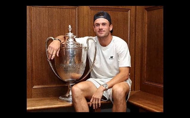 今季2勝目 アメリカ勢初のトップへ