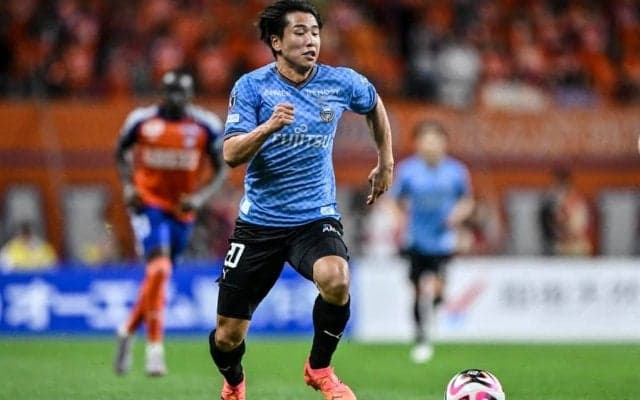 【J1川崎が新潟戦で見せた劇的同点弾の意味(1)】90＋7分の逆転弾を浴びた時、山田新は何を思ったのか……若きストライカーの渇望と、ベテランFW2人の見せたもの