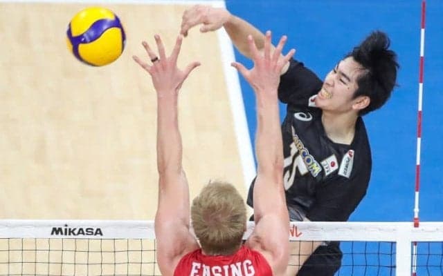 男子バレー、主力温存でアメリカ撃破の”層の厚さ”を現地メディアが「勝利を決定付けたのはマサト・カイ」