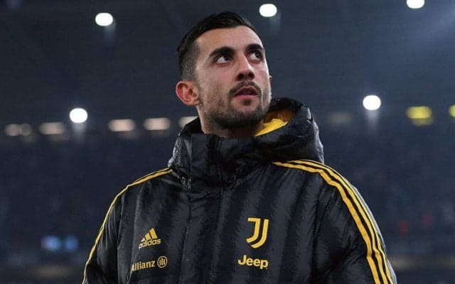 ユベントスの2番手GKペリン、年俸2倍オファー含めた7つもの打診を全て拒否か