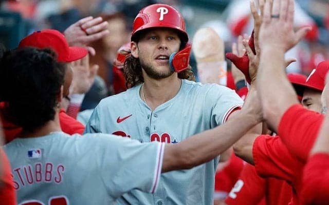 大谷翔平より人気…3冠王を阻む“新ライバル”　打点トップ浮上、球宴投票でも上回る