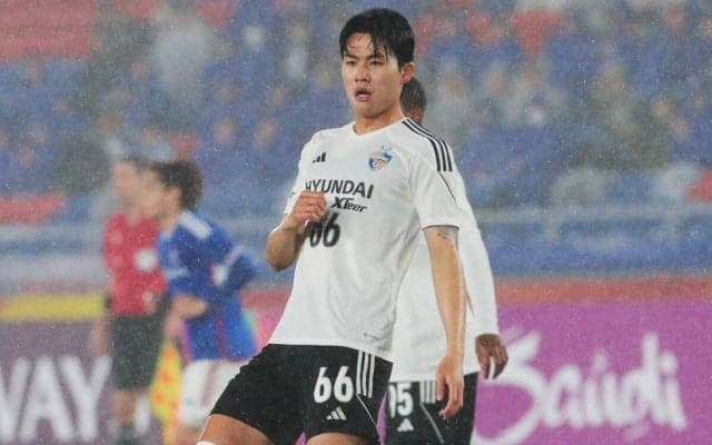 韓国代表DFソル・ヨンウがツルヴェナ・ズヴェズダへ完全移籍…左右のSBでプレー