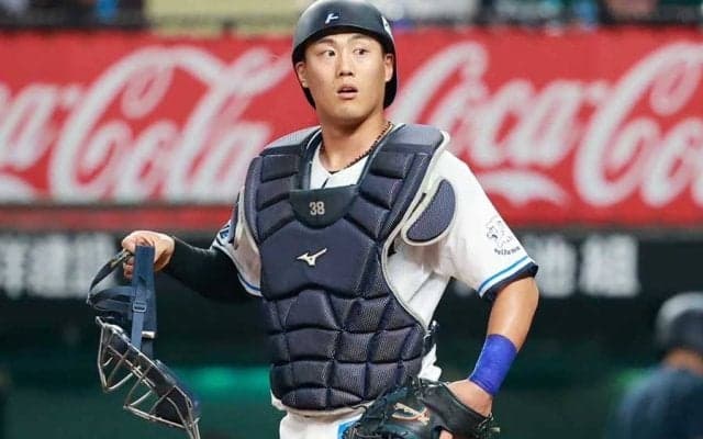 支配下復帰→即スタメンの西武23歳が躍動　TJ手術も強肩健在…盗塁阻止に「この機を逃すな」