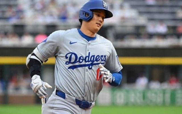 大谷翔平の“珍事HR”は「バット持ち続けてたのが関係ある？」　謎を呼ぶ16秒間