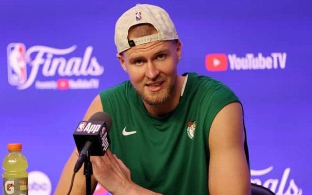 セルティックスのポルジンギスが手術へ…パリ五輪出場をかけたラトビア代表のOQTは欠場