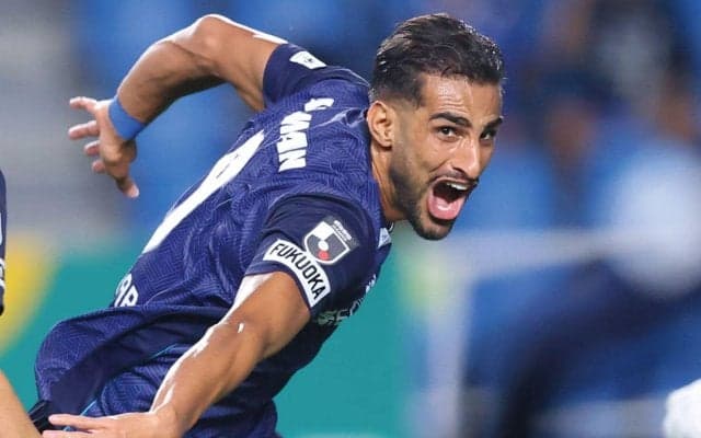 ザヘディ&ウェリントン！ 福岡が頼れるストライカー2人のゴールで横浜FMを撃破【明治安田J1第20節】