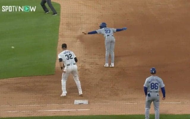一体、どうなる…！？ 大谷翔平の“高速ロケットヒット”が飛んできた！ 走者のリアクションがヤバすぎる「怖すぎだろ」「直撃とか想像したくないw」