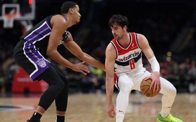 ウィザーズが昨秋に延長契約を結んでいたデニ・アブディヤをブレイザーズへトレード