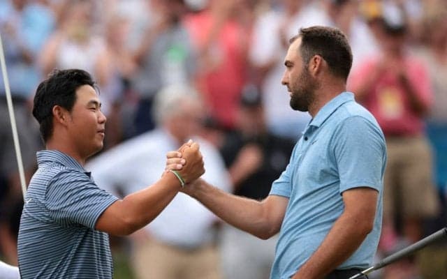 誕生日が同じで仲の良いスコッティ・シェフラーとトム・キムのプレーオフ決戦