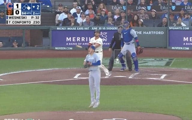 事故レベル！ 特大アーチを打たれすぎて“異変”が起きた…！？ 被弾した投手の“謎の動き”がヤバすぎると話題に「大丈夫かよ…」「飛びすぎw」