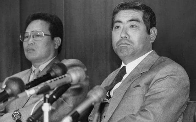 監督代行が勝手に帰宅…東京駅で「ほんじゃなぁ」　高卒スター特別扱いで“電撃辞任”