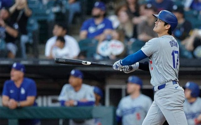 大谷のHR地点にいた“緑のファン軍団”の正体　1万人が存在感「球場を埋め尽くした」