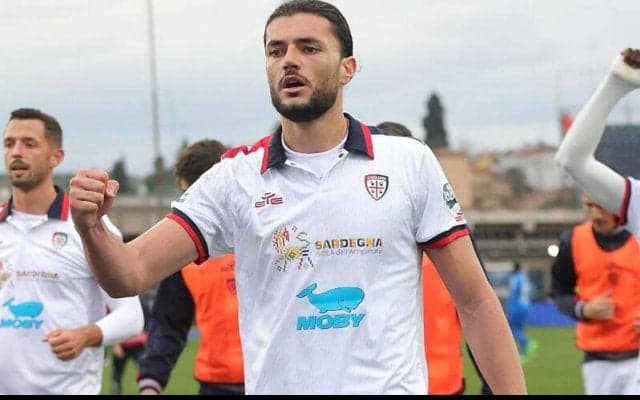 セリエA昇格コモがカリアリからDFドッセーナを完全移籍で獲得