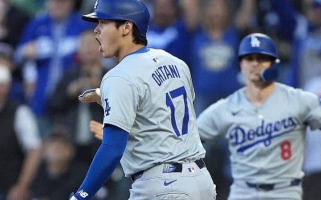大谷翔平を“孤立させなかった”ドジャース打線 申告敬遠後の集中打にエンゼルスとの「明らかな違い」を見た