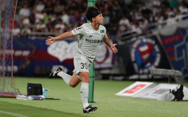 重見柾斗のプロ初得点で福岡が連勝！ 途中出場の2人で均衡破りFC東京下す【明治安田J1第21節】