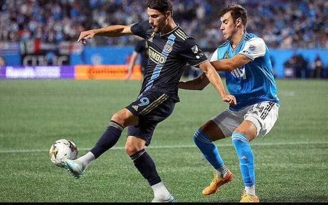 フェイエノールトがアルゼンチン人FW獲得…上田綺世の新たなライバルに