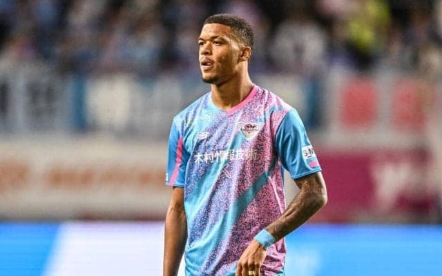 「エジルみたいなシュートしてる」J1鳥栖のブラジル人FWマルセロ・ヒアンの技あり“叩きつけループ弾”に反響！「この決定力最高」「持っているモノはすごかった！」の声