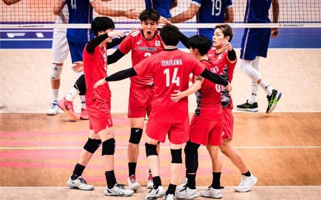 男子日本代表　フランスに敗戦も前回大会を上回る銀メダル