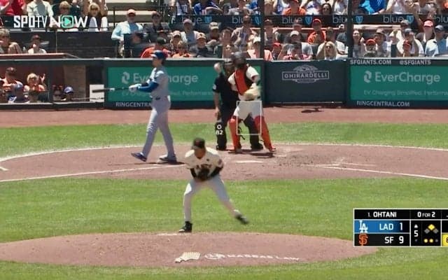 大谷翔平から“初先発で”連続奪三振「あなたもこう反応するだろう」　30歳新人右腕が見せた“感情爆発リアクション”にMLB公式も注目