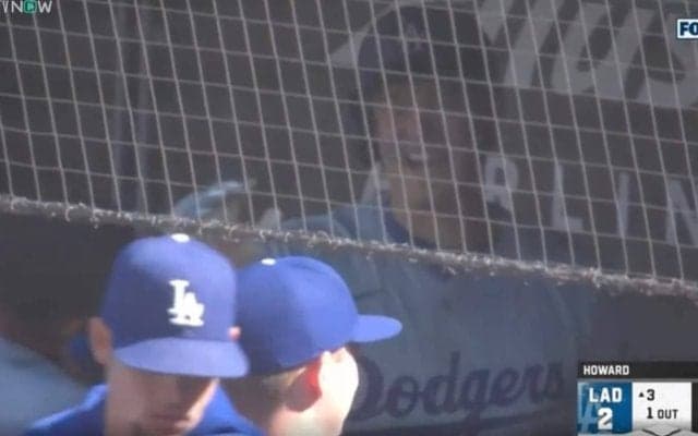 大谷翔平が大爆笑！ 一体、何が起きた…！？ ベンチでハプニング発生… 喜びすぎた同僚の様子がおかしくなる「めっちゃ楽しそうw」「ここまでの爆笑は珍しい」