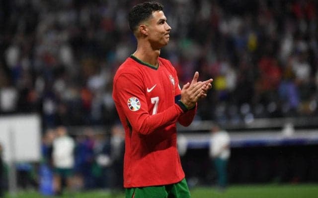 C・ロナウドが悲しみと喜びの末に8強入りに安堵！　延長前半のPK失敗にも「今年はミスなしだったのに…」