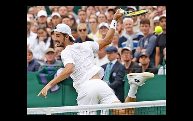 「とんでもない方法」で勝利決める