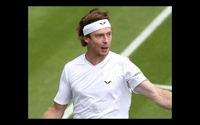 世界6位が初の初戦敗退、金星献上