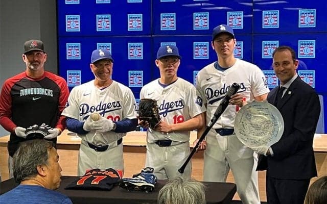 大谷翔平、殿堂寄贈バットにまさかの記載ミス「OTHANI」　後日“差し替え”へ