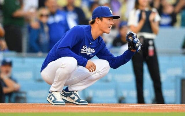 ギタリストMIYAVI、ド軍本拠地でストライク始球式　ライブパフォも披露…捕手役は山本