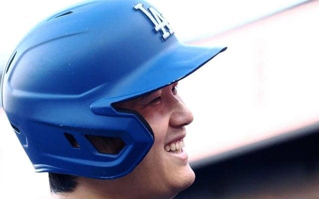 大谷翔平に手を添え…並び立つ188cm長身女性の正体　他競技ファンも注目「両方応援する」