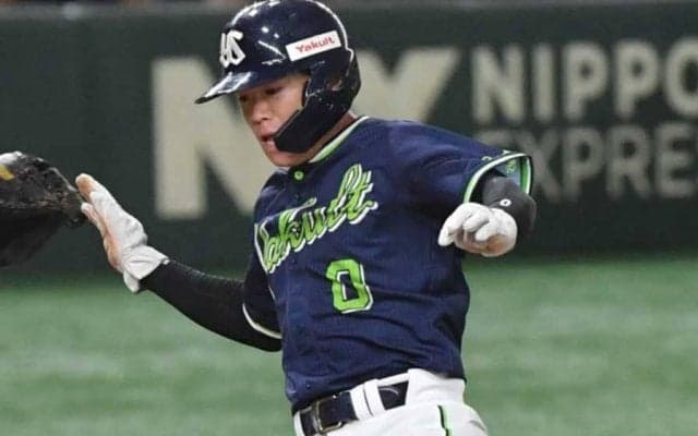 燕・並木秀尊、代走→盗塁成功→負傷交代　スライディング後に悶絶、場内悲鳴