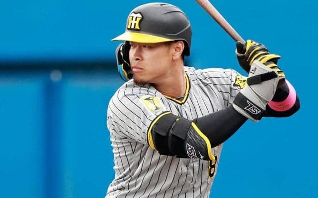 虎・佐藤輝明が「ついに目覚めたか？」　今季初のマルチHR…失策後に「絶対に打つ気持ち」