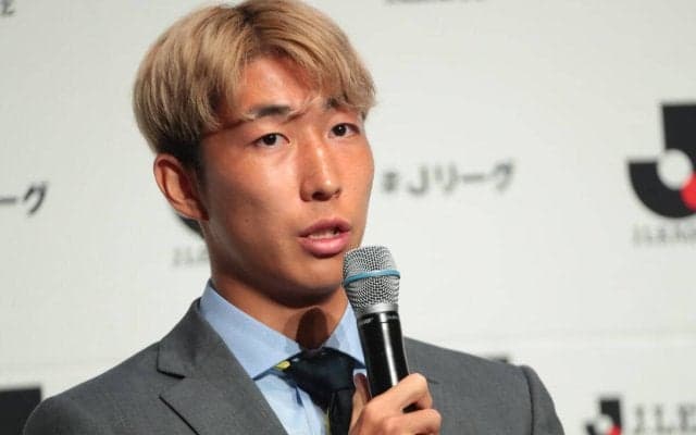 「ずっと目指してきた舞台」1年前倒しでプロ入り、いきなりパリ五輪行きの柏DF関根大輝が意気込み「数字にこだわりたい」