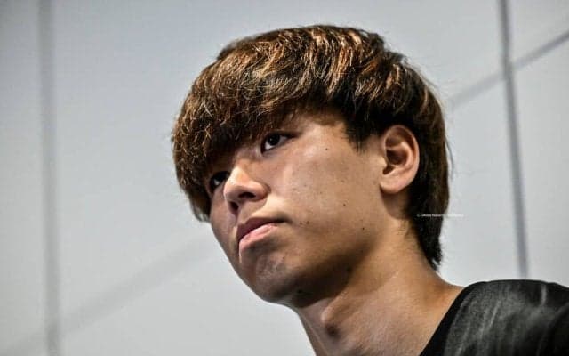 「金メダルを取りたい」川崎からパリ五輪に選出された19歳・高井幸大が意欲語る！“高井節”健在も、前日の練習後とは違った“内に秘めたる闘志”見せる