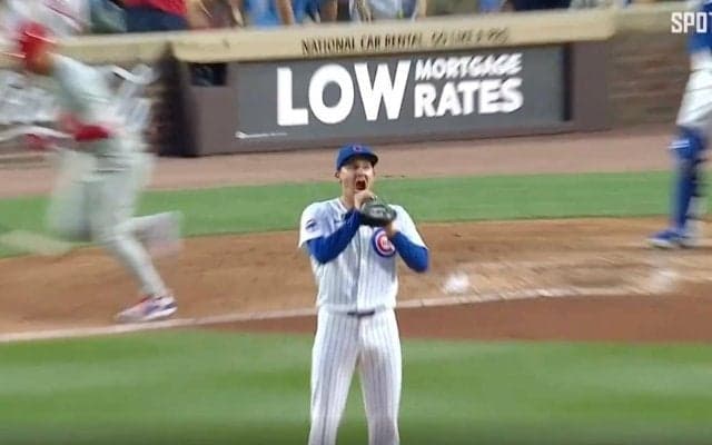 叫びすぎだろ！ 一体、何が起きた…！？ 一発を浴びた投手に“異変”…！？ 打たれた瞬間に様子がおかしくなる「怖すぎるw」「そりゃそうなるわ」