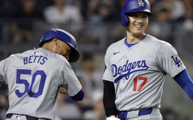 「言葉じゃ表せない」ベッツが現地中継で大谷翔平の“凄み”を訴え！ 米実況も絶句した練習風景も告白「正直、成す術がない」