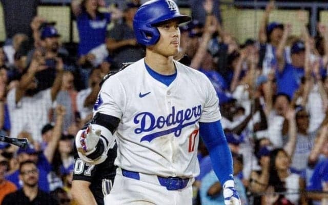 大谷翔平の特大HRが少年の頭部直撃で波紋 米メディアはド軍に“見舞い”を訴え「オオタニがちょっとでも挨拶に来れば」