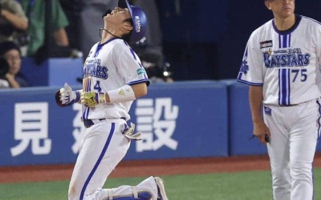 「ちょっと大人になったかな」--三浦大輔監督が目を細める度会隆輝の変貌 “黄金ルーキー”は2軍でもがき、這い上がった