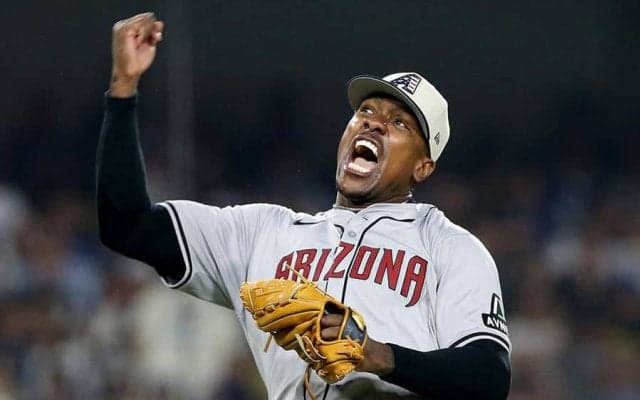 元巨人ビエイラ、雄叫び連発でブーイングも「毎日が特別」　4戦0封に「イチニチイチゼン」